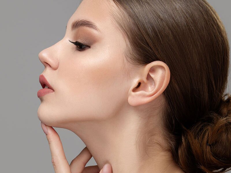 jawline-enhancement-injectables-treatment-img1-the-cosmetic-club-2023